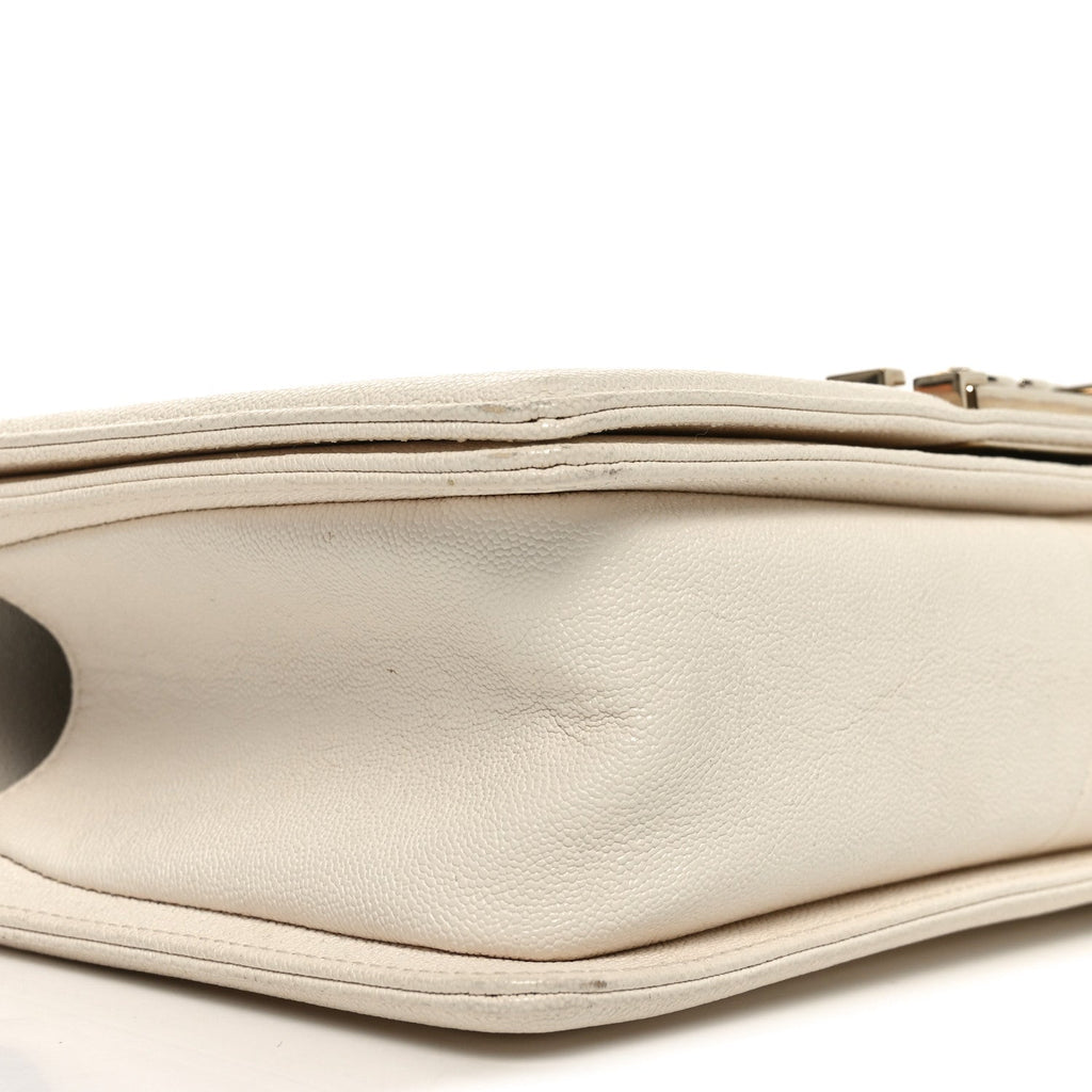Caviar Quilted Medium Boy Flap White