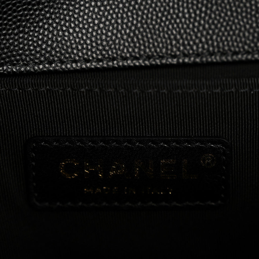 Caviar Quilted Medium Boy Flap Black
