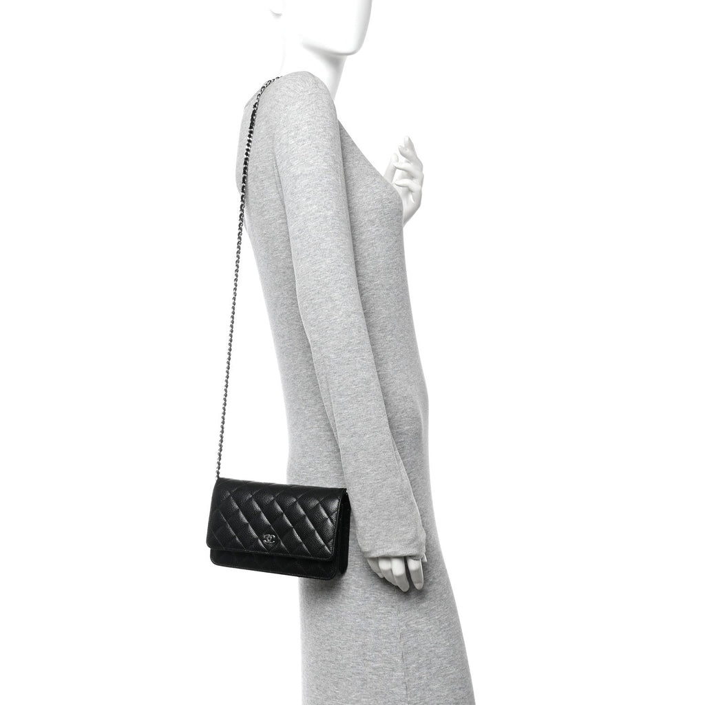 Caviar Quilted Wallet on Chain WOC Black