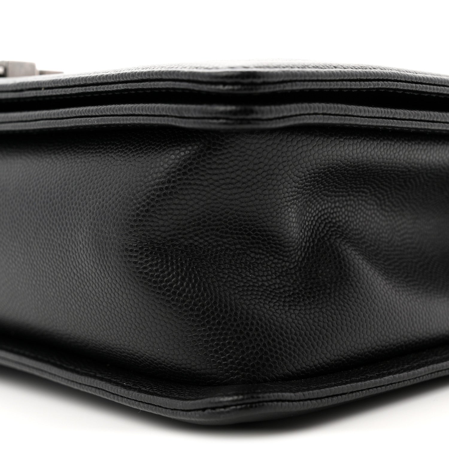 Caviar Quilted New Medium Boy Flap Black