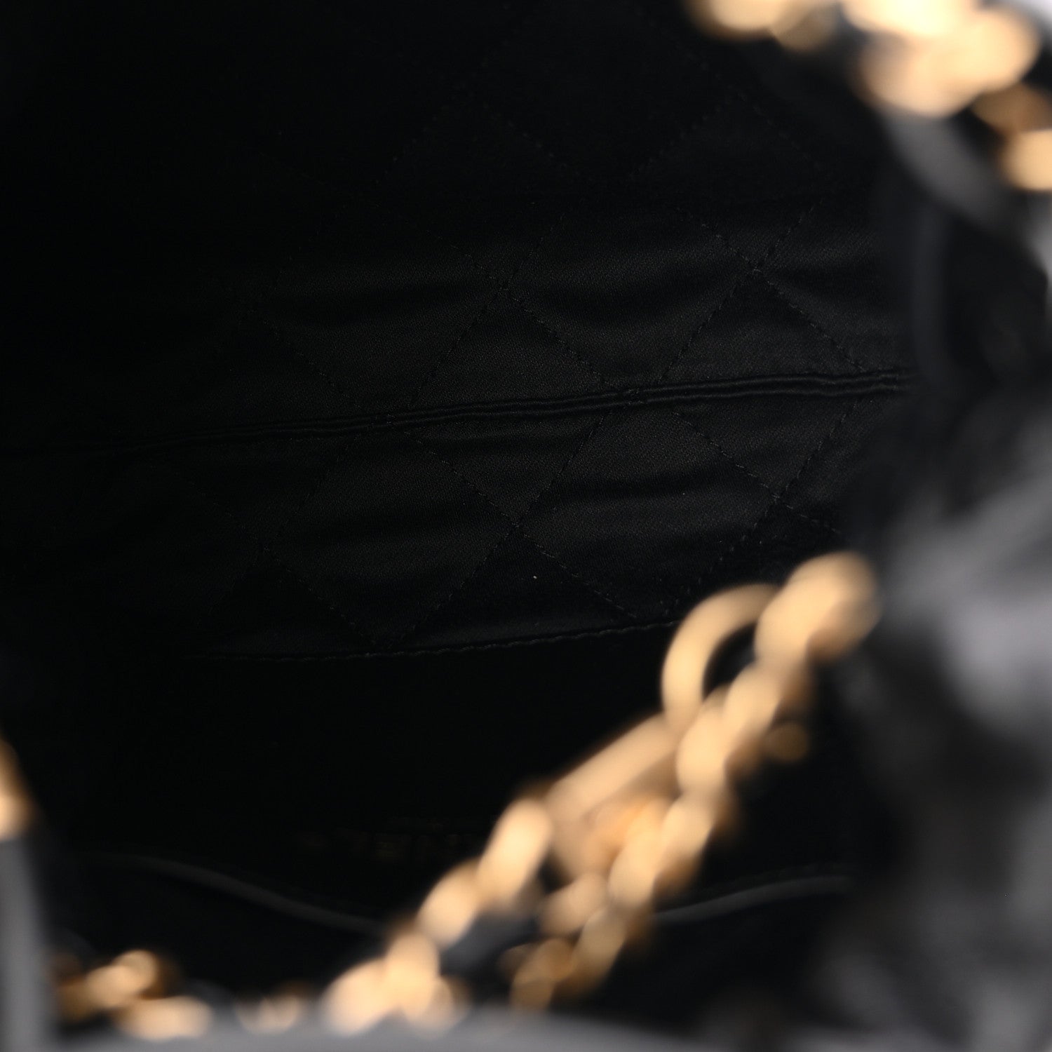 Shiny Crumpled Calfskin Quilted Pearl Mini Chanel 22 Black