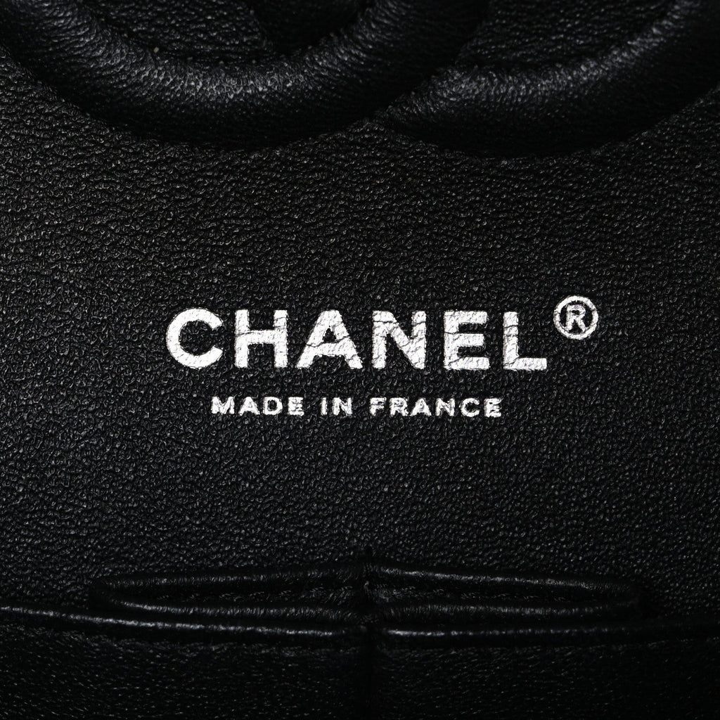 Caviar Chevron Quilted Medium Double Flap Black