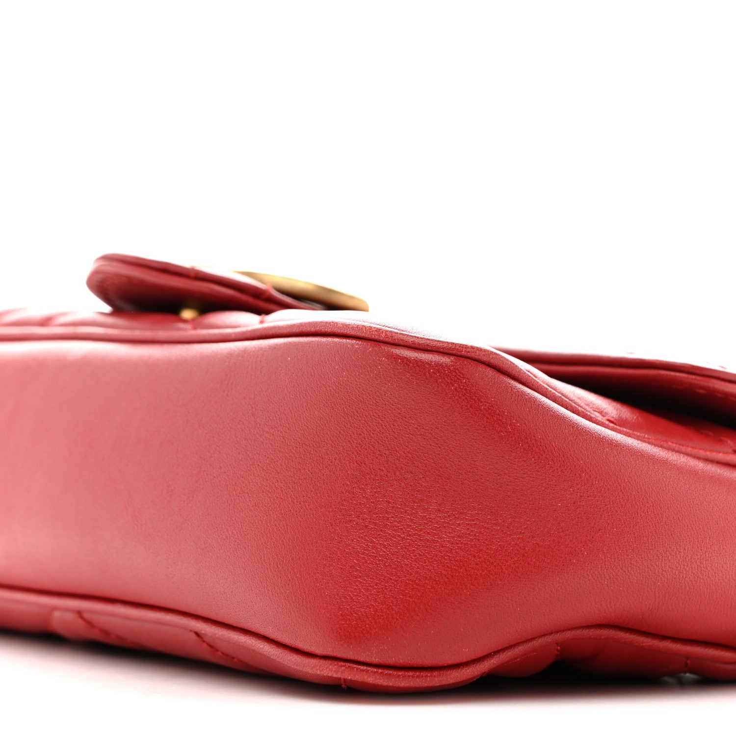 Calfskin Matelasse Super Mini GG Marmont Shoulder Bag Hibiscus Red