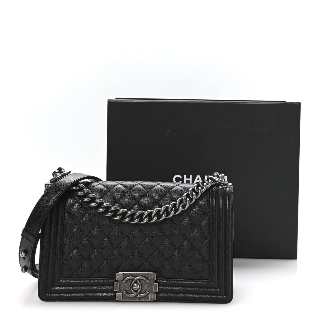 Caviar Quilted Medium Boy Flap Black