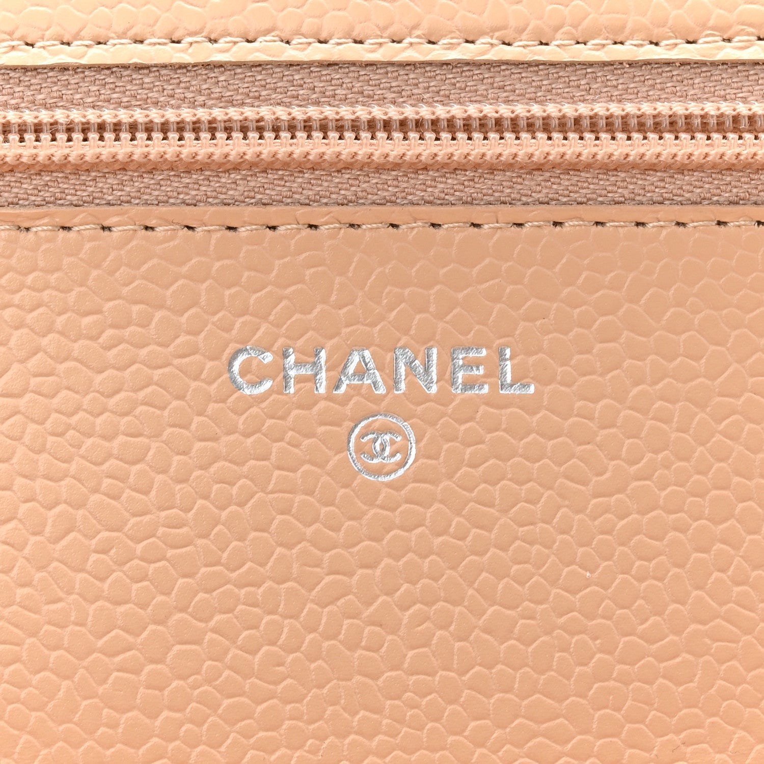 Caviar Quilted Wallet on Chain WOC Beige