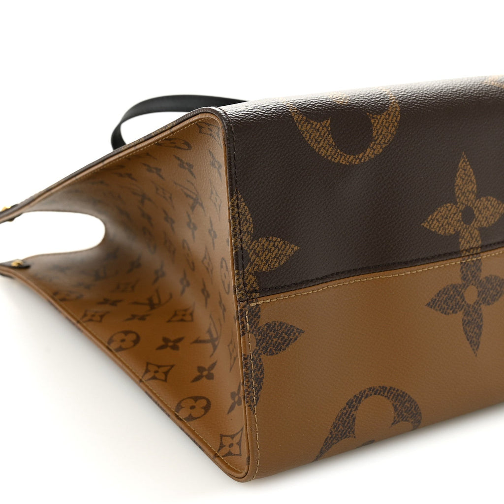Reverse Monogram Giant Onthego GM