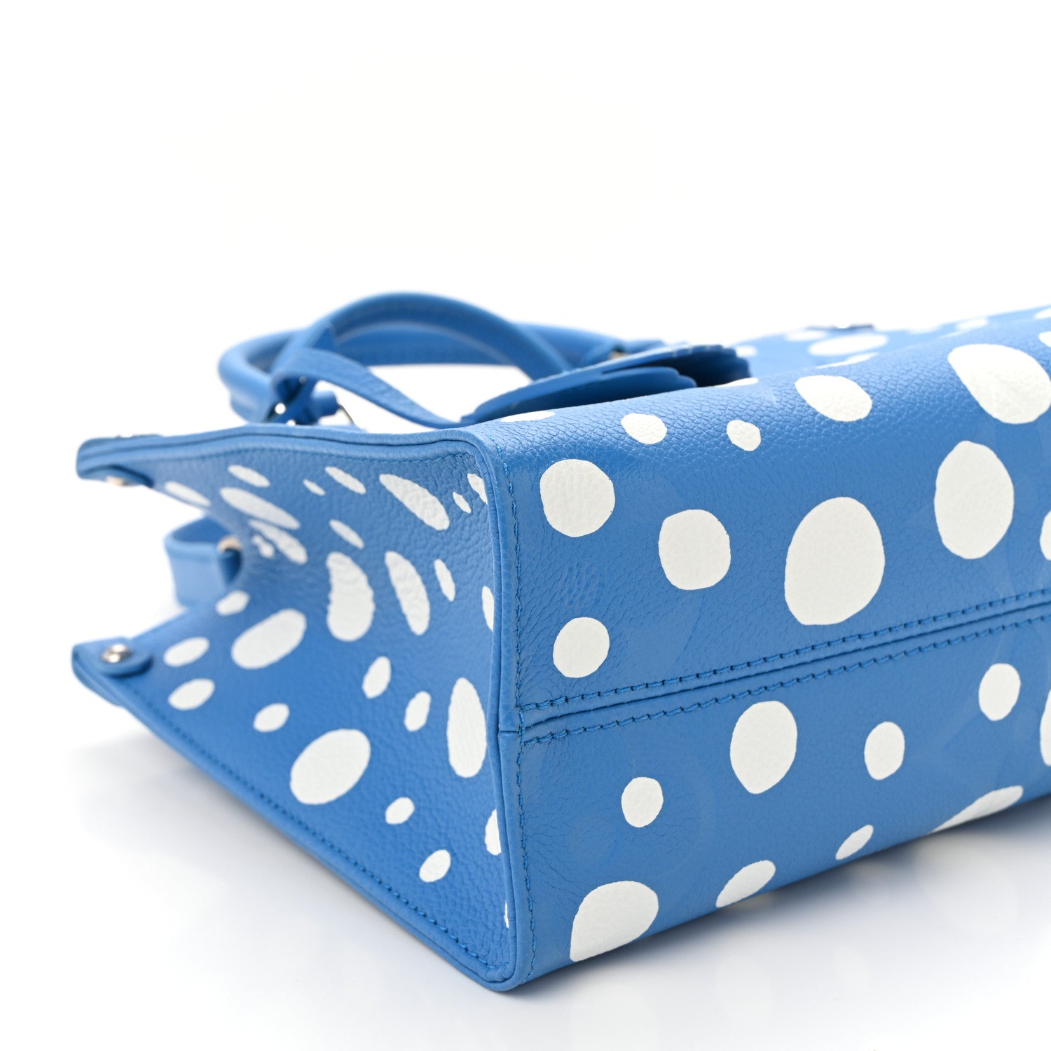 LV X YK Empreinte Monogram Giant Onthego PM Blue White