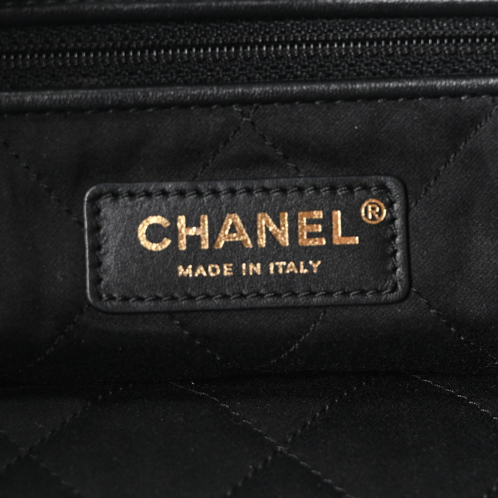 Shiny Calfskin Quilted Small Chanel 22 Black