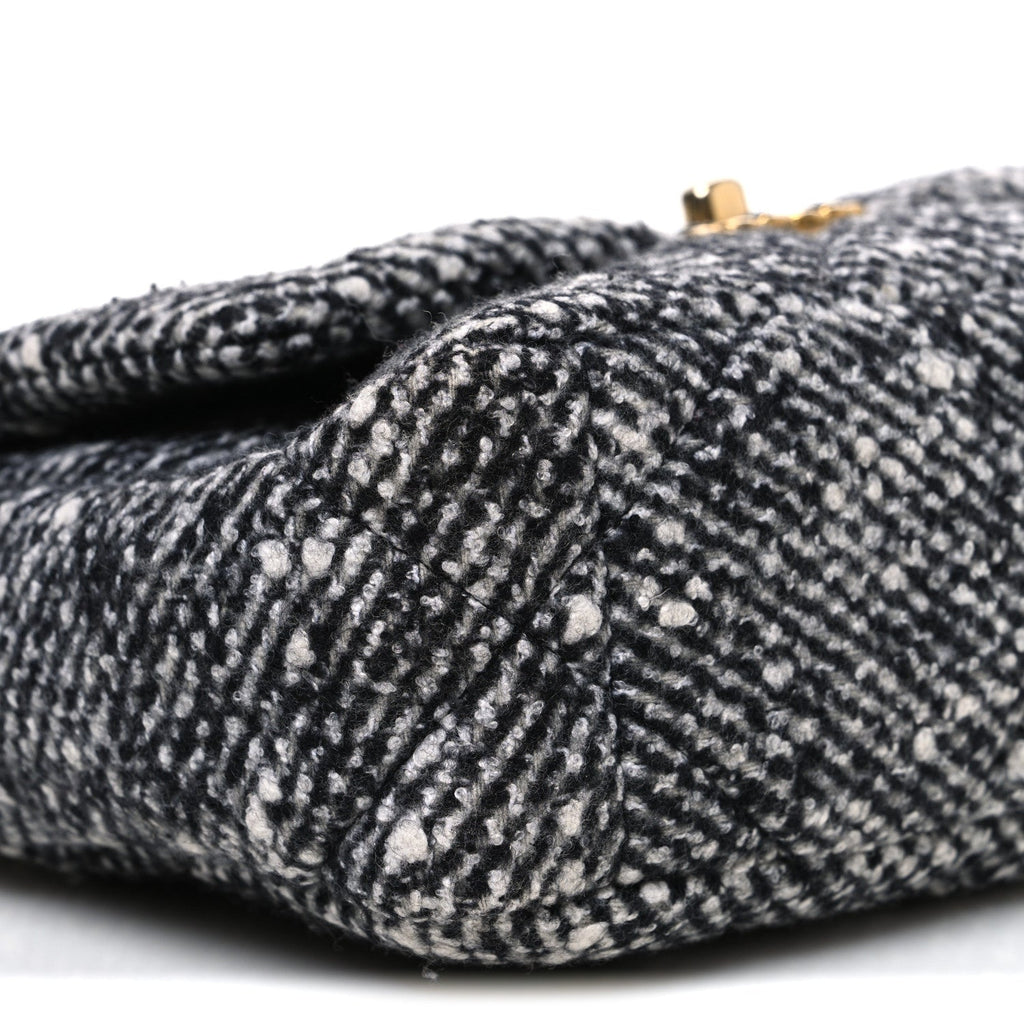 Tweed Quilted Medium Chanel 19 Flap Grey