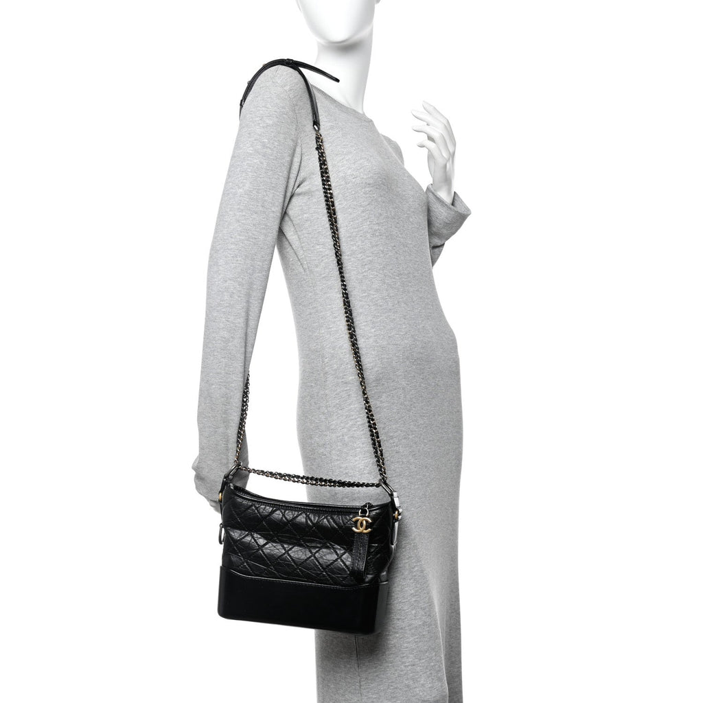 Aged Calfskin Quilted New Medium Gabrielle Hobo Black