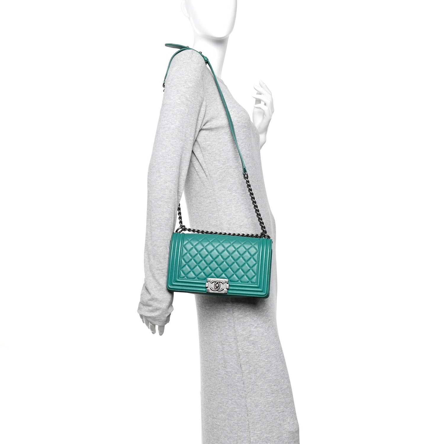 Lambskin Quilted Medium Boy Flap Green