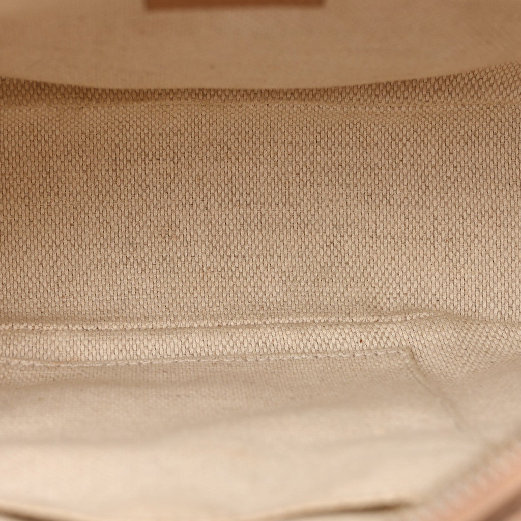 Pebbled Calfskin Small Soho Disco Bag Camelia