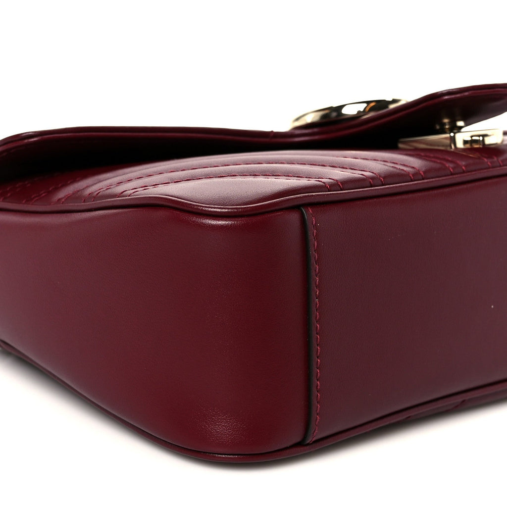 Calfskin Matelasse Small GG Marmont Shoulder Bag Rosso Ancora Red