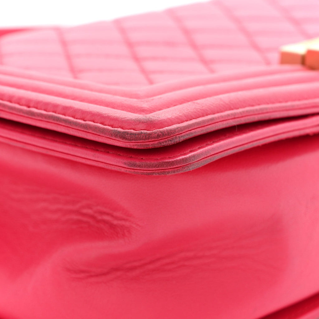 Lambskin Quilted Medium Boy Flap Fuchsia