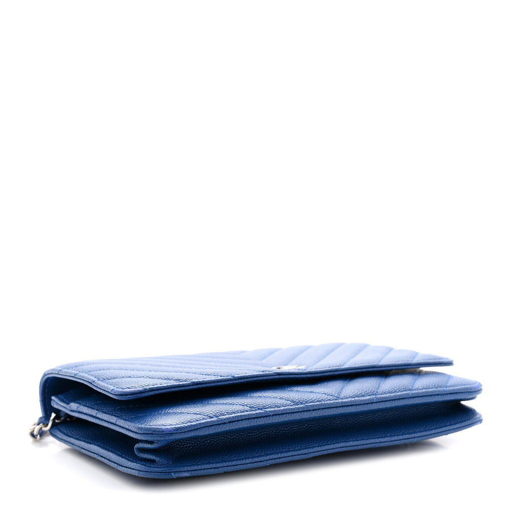 Caviar Chevron Quilted Wallet On Chain WOC Blue