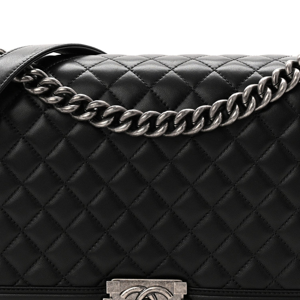 Lambskin Quilted New Medium Boy Flap Black