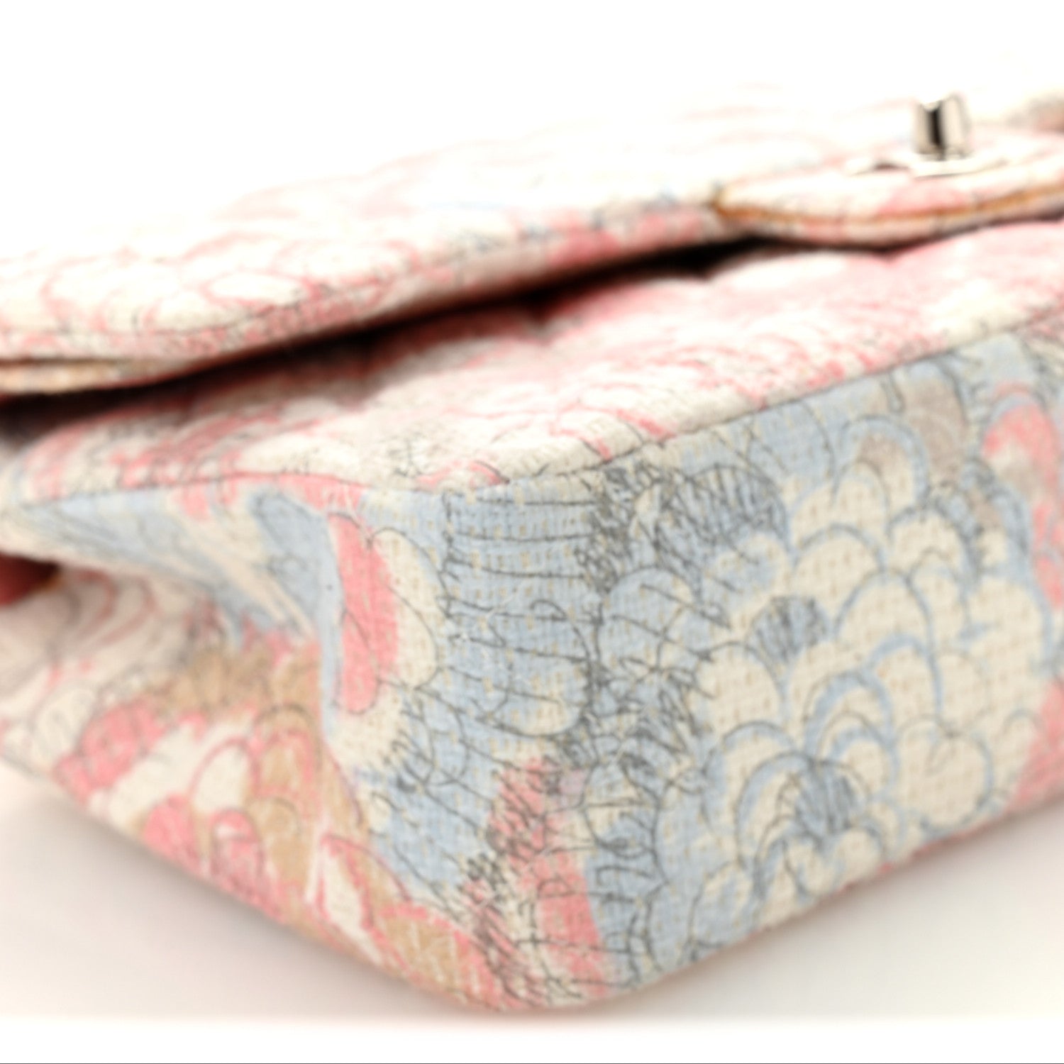 Tweed Quilted Camellia Medium Double Flap Ivory Multicolor