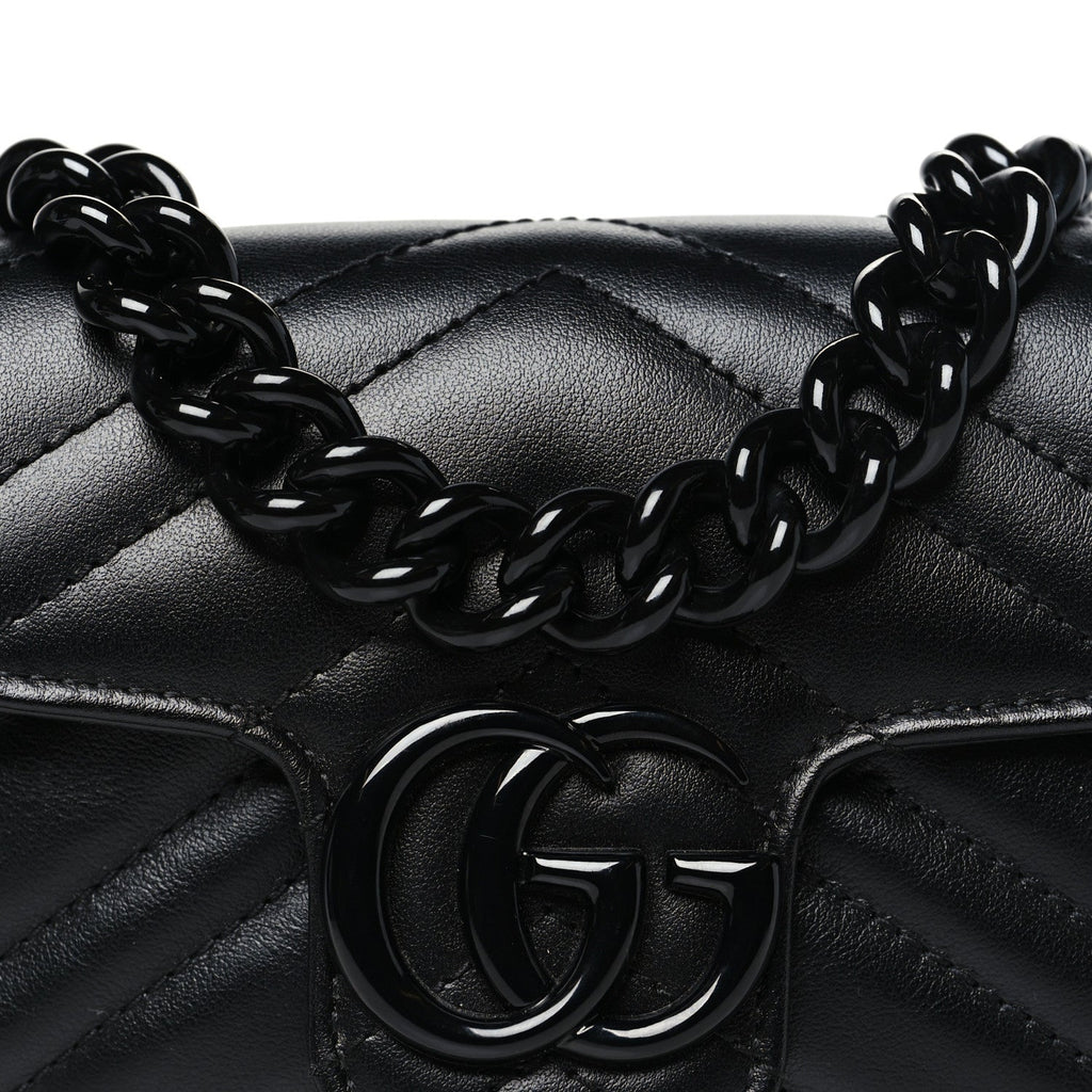Calfskin Matelasse Monochrome GG Marmont Chain Belt Bag Black