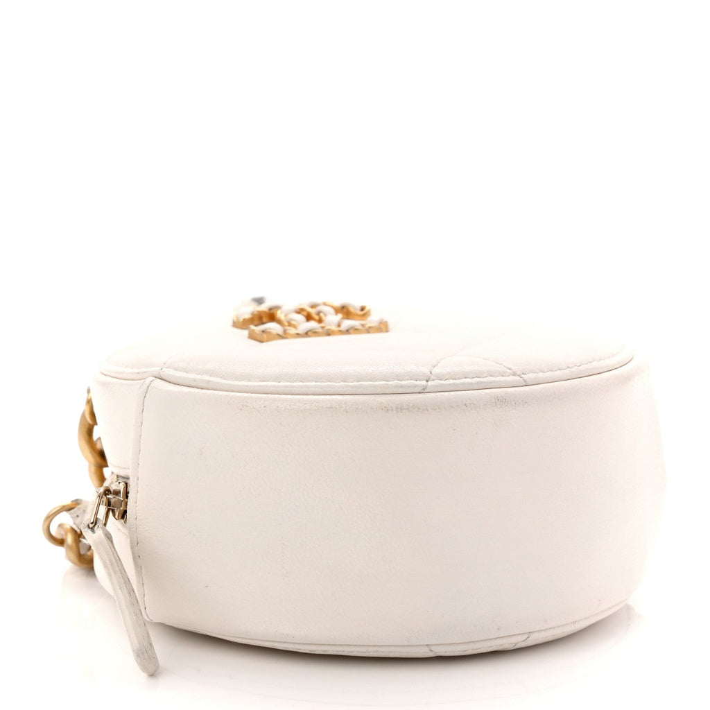 Shiny Goatskin Quilted Chanel 19 Round Clutch With Chain White