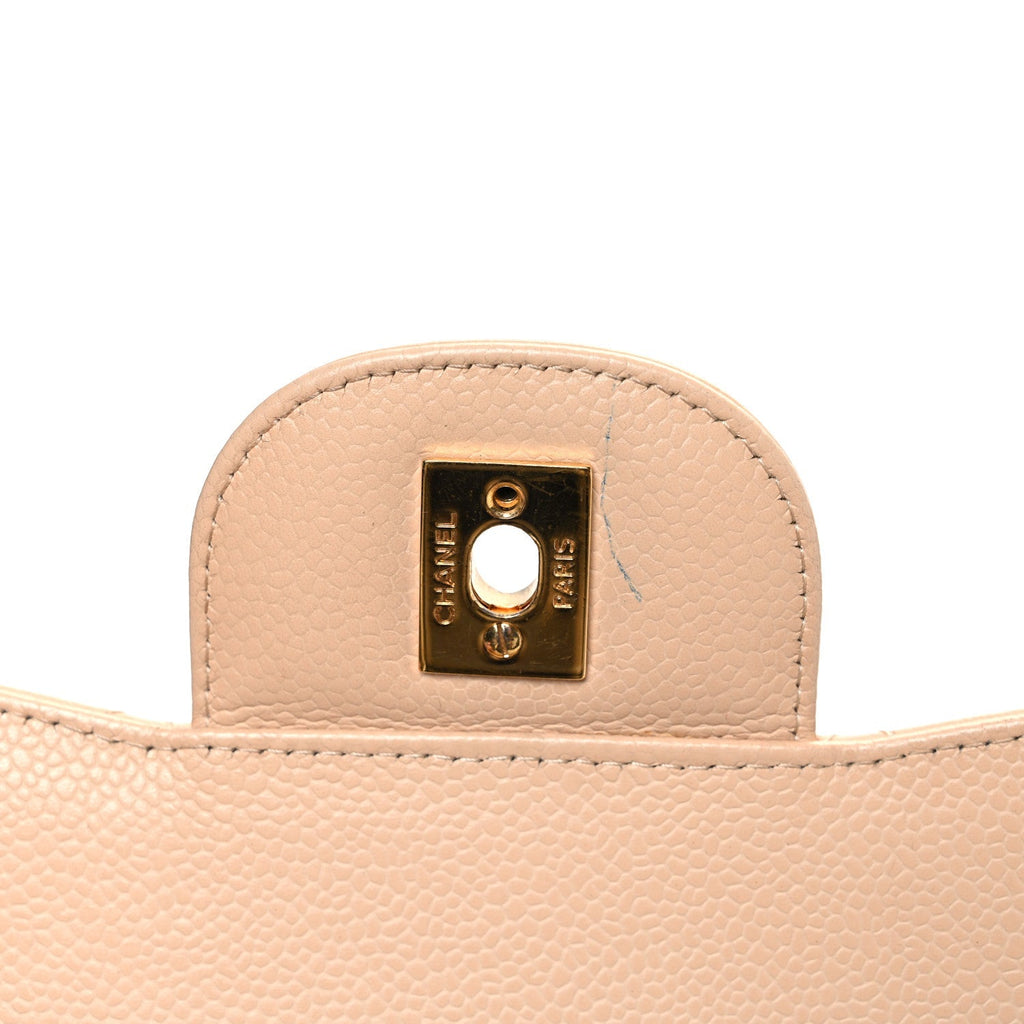 Caviar Quilted Jumbo Double Flap Beige Clair