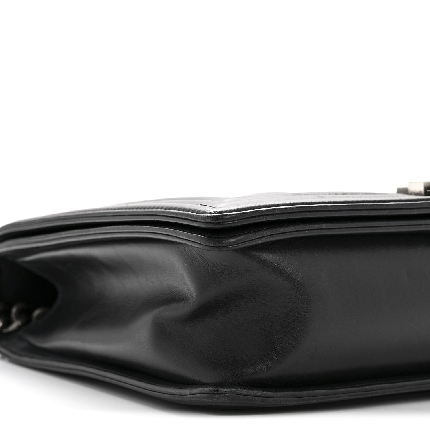 Calfskin Embossed Stitch Large Boy Flap Black