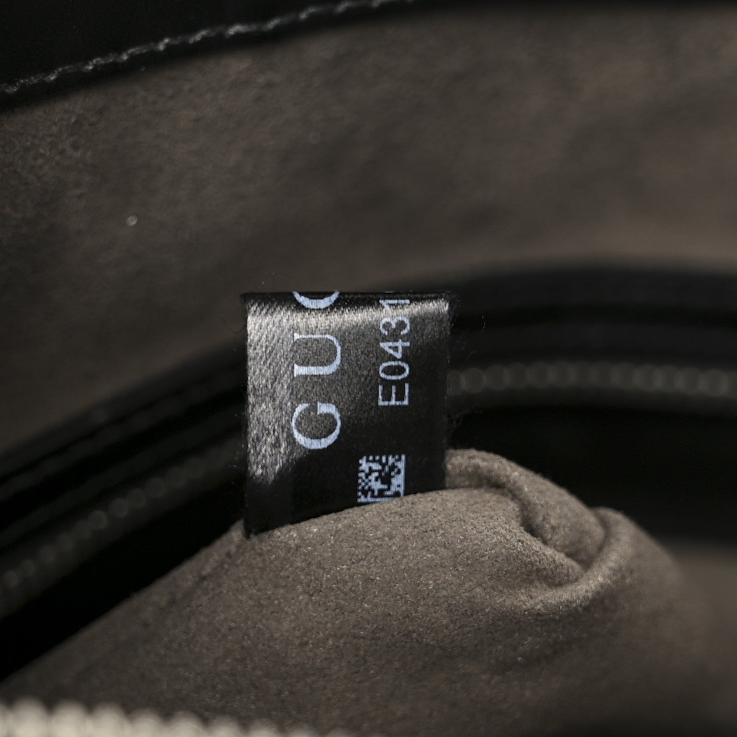 Guccissima Signature Small Messenger Bag Black