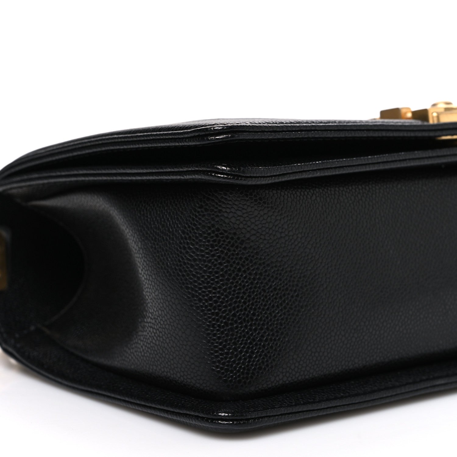 Caviar Chevron Quilted Medium Boy Flap Black