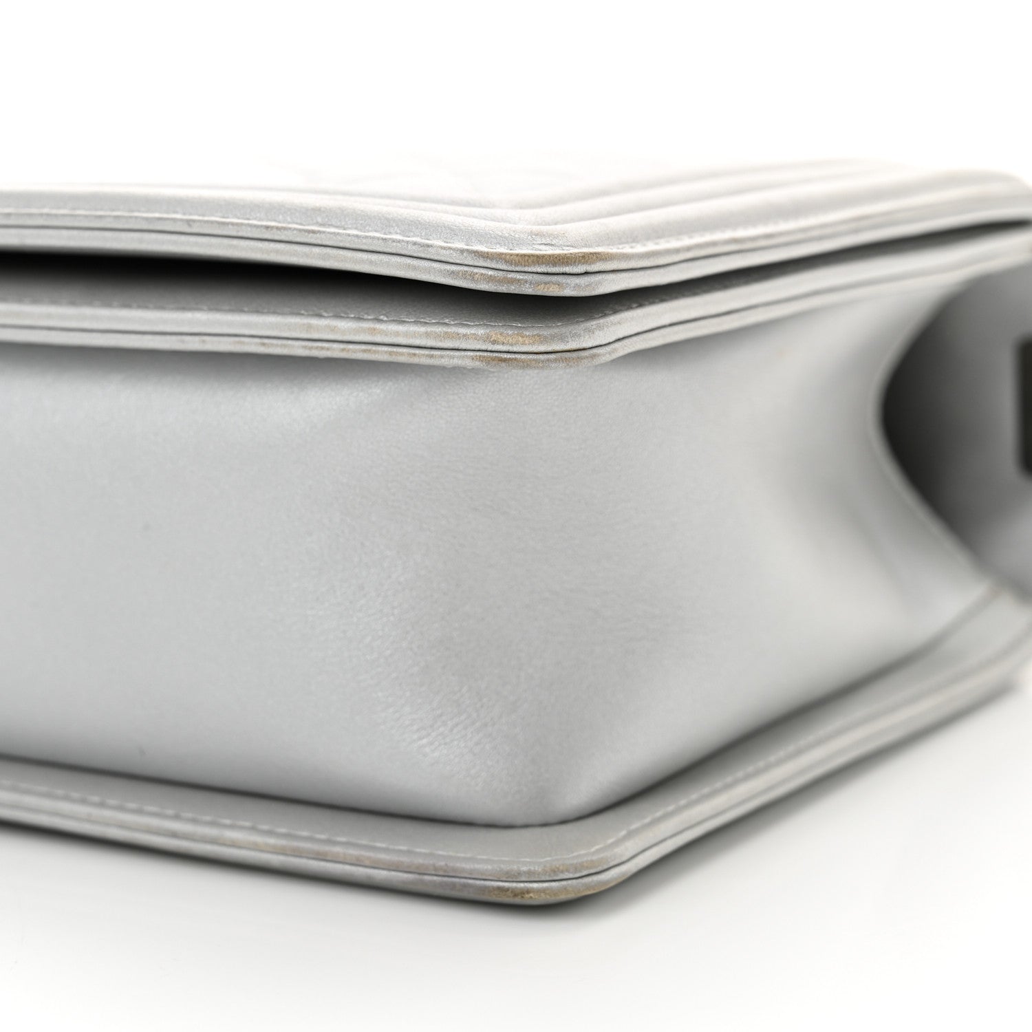 Metallic Calfskin Quilted New Medium Plexiglass Boy Flap Silver