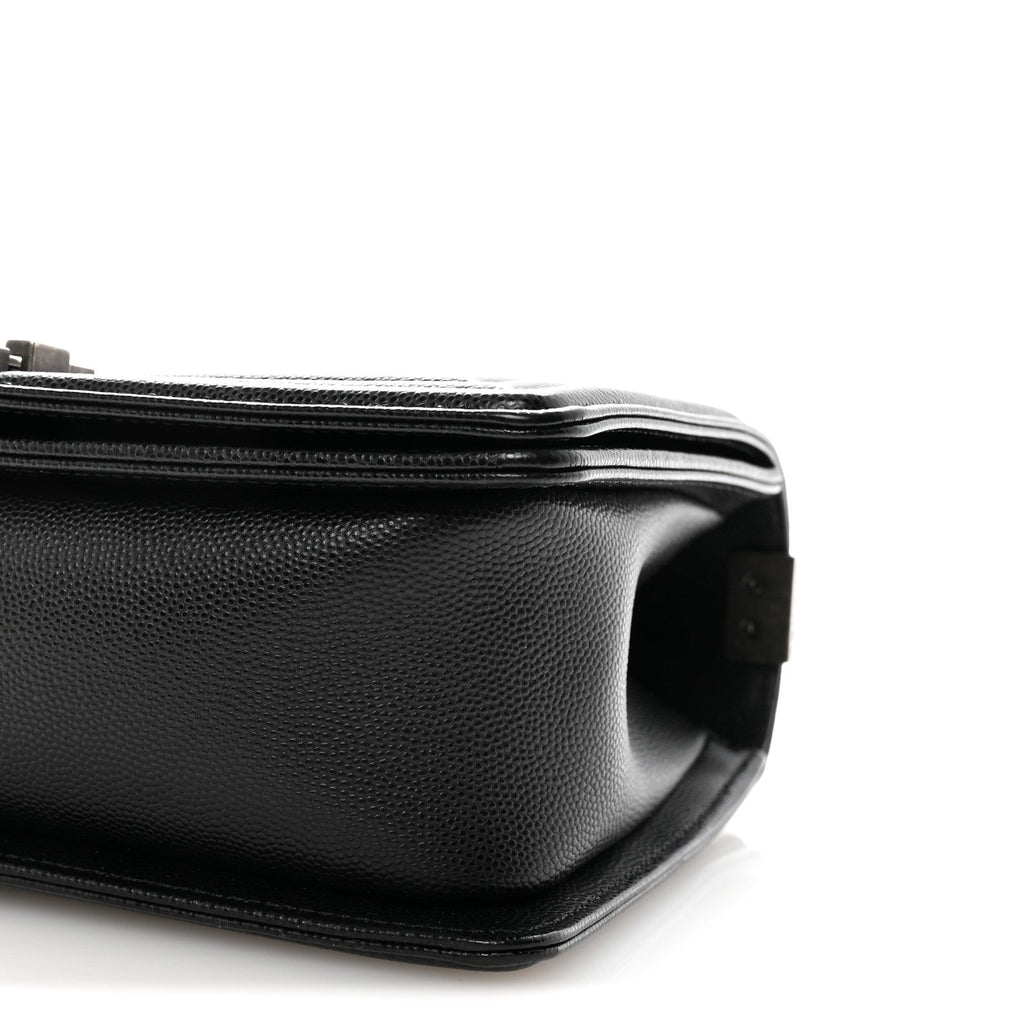 Caviar Quilted Medium Boy Flap Black