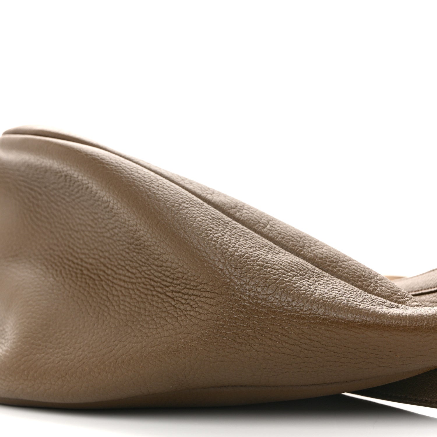 Grained Calfskin Large Slouchy Banana Bag Brunette