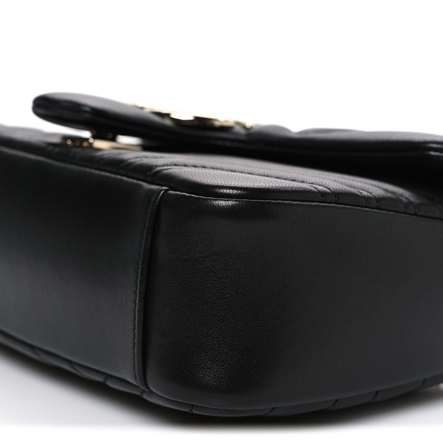 Lambskin Matelasse Medium GG Marmont Shoulder Bag Black