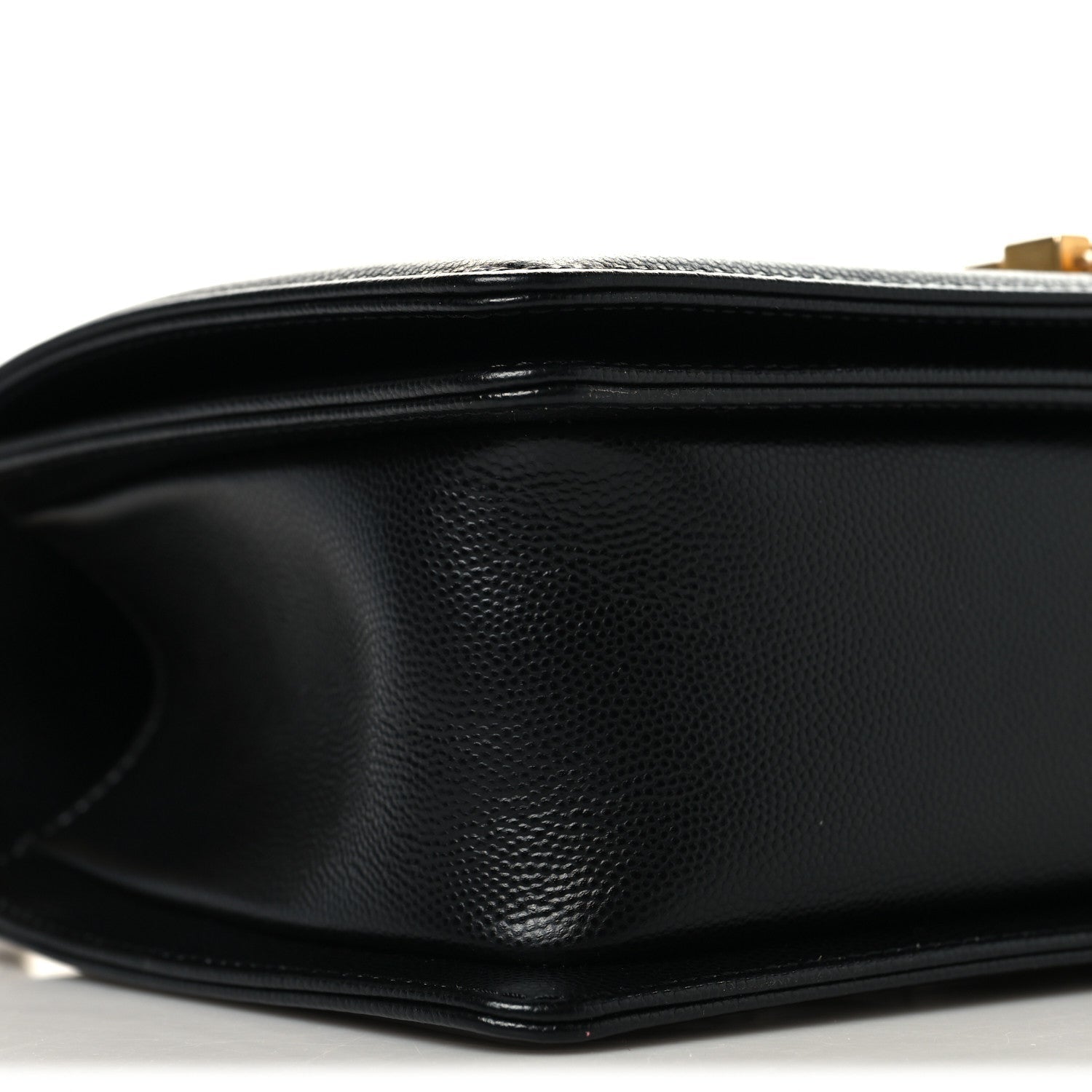 Caviar Quilted Medium Boy Flap Black
