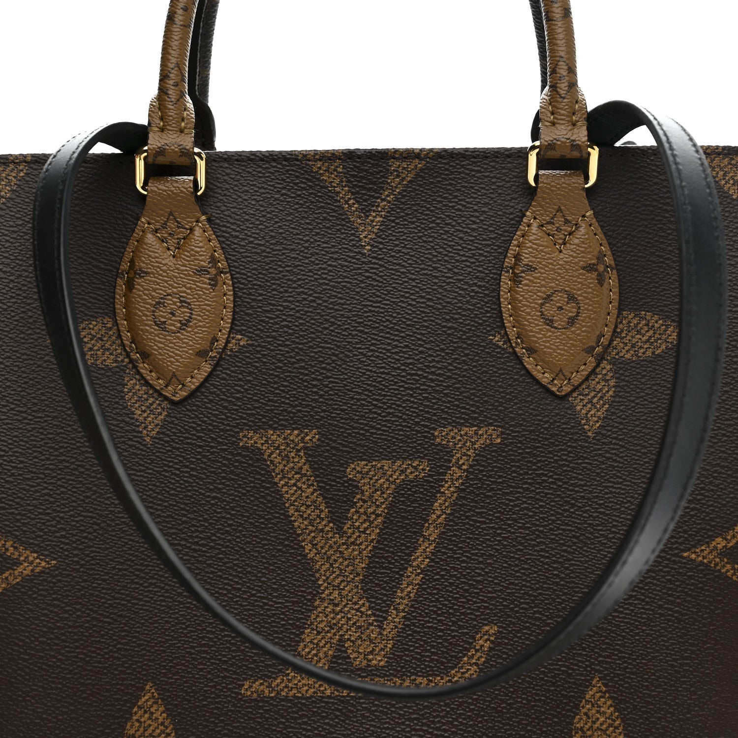 Reverse Monogram Giant Onthego MM