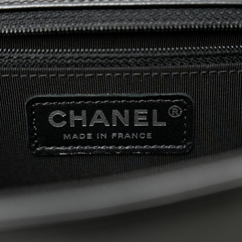 Grained Calfskin Quilted New Medium Boy Flap Black