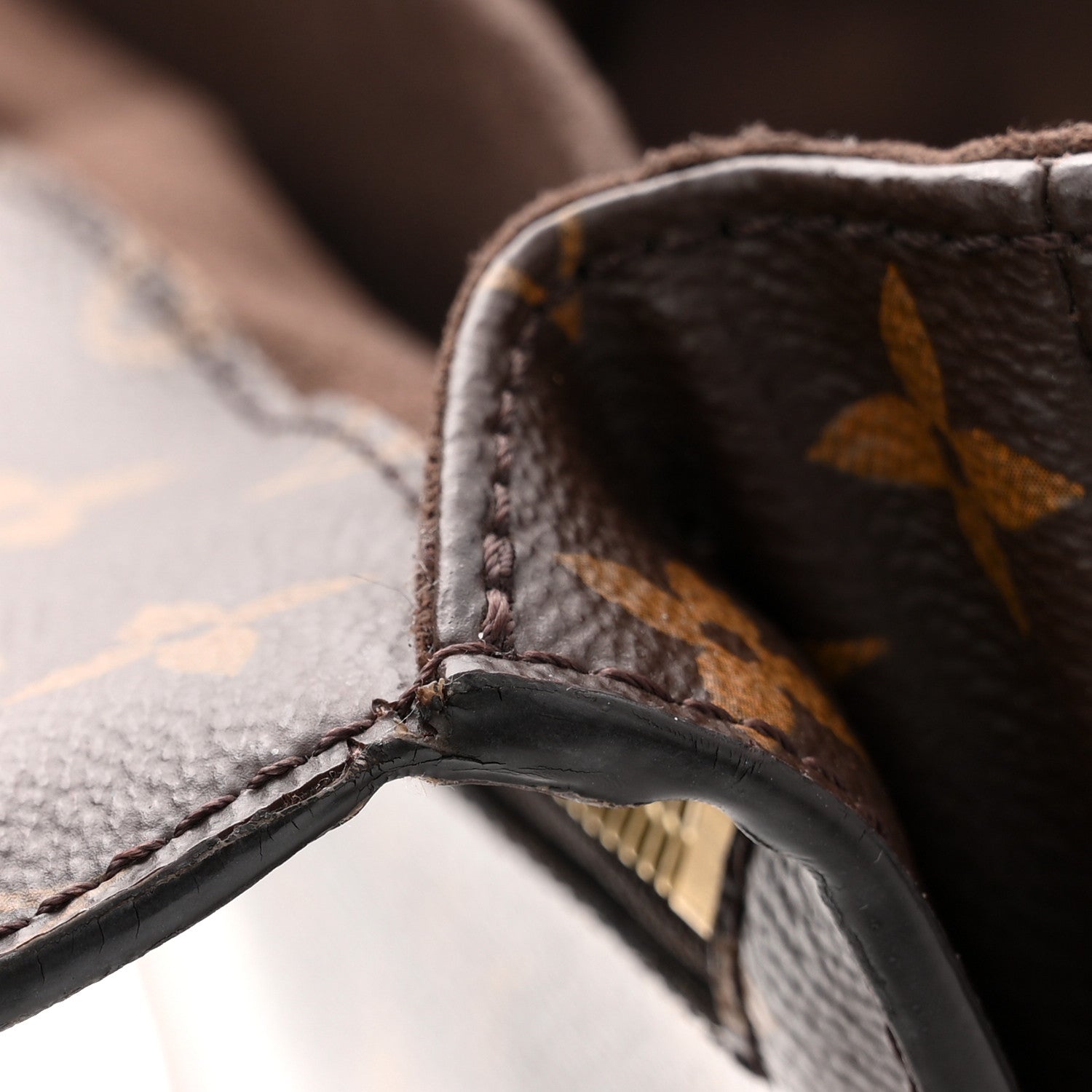 Monogram Pochette Metis