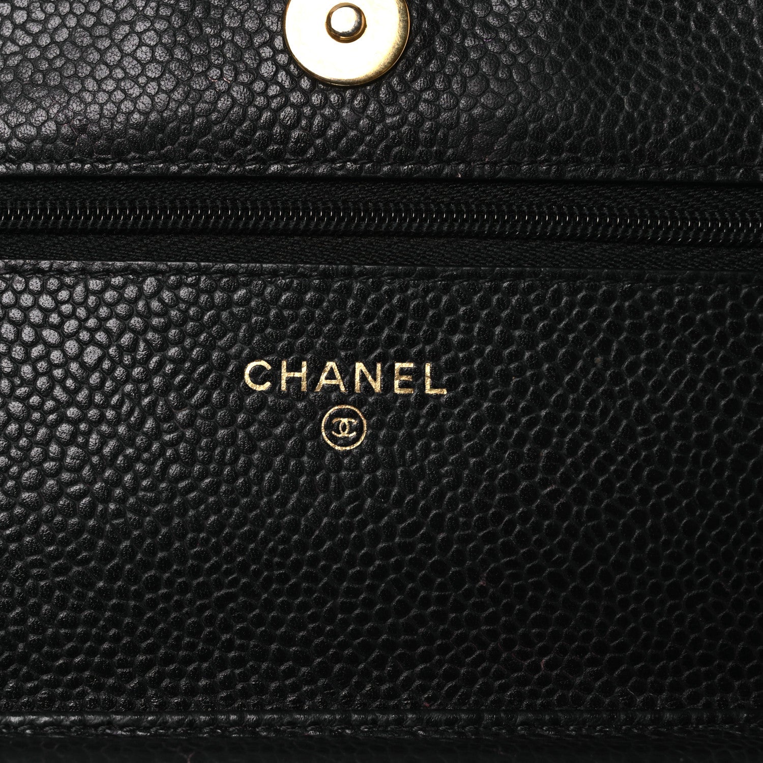 Caviar Quilted Wallet on Chain WOC Black