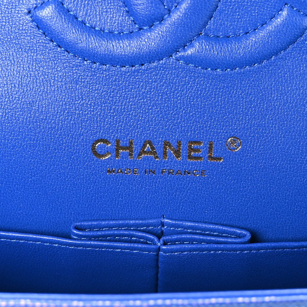 Iridescent Caviar Quilted Medium Double Flap Blue
