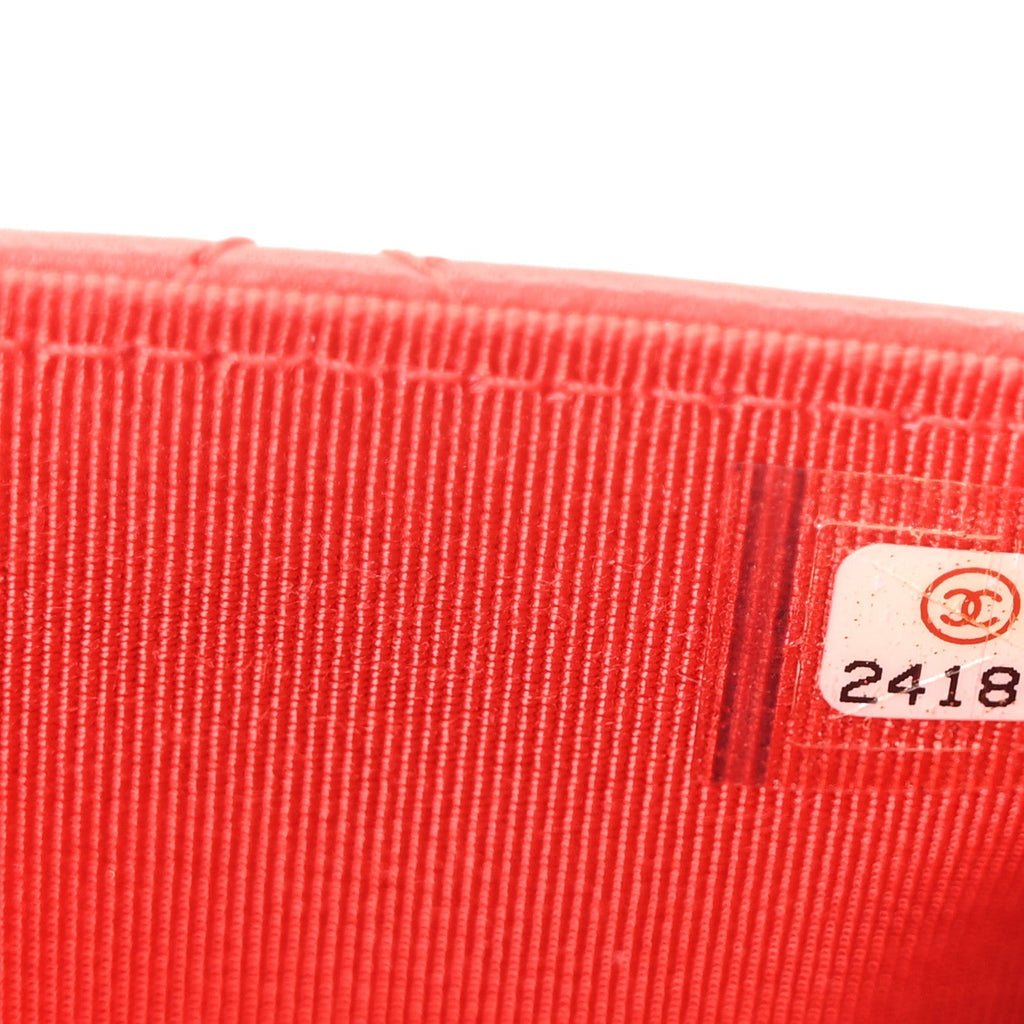 Lambskin Quilted Wallet On Chain WOC Red