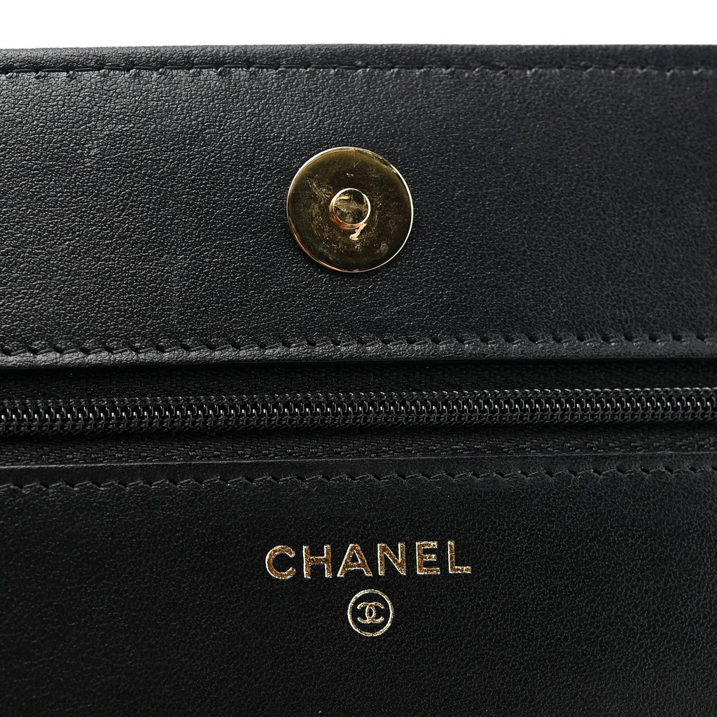 Lambskin Quilted Twisted CC Wallet On Chain WOC Black