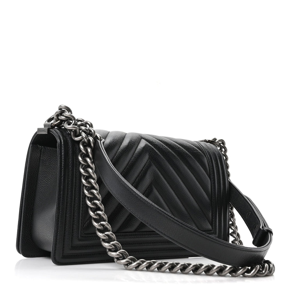 Caviar Chevron Quilted Medium Boy Flap Black