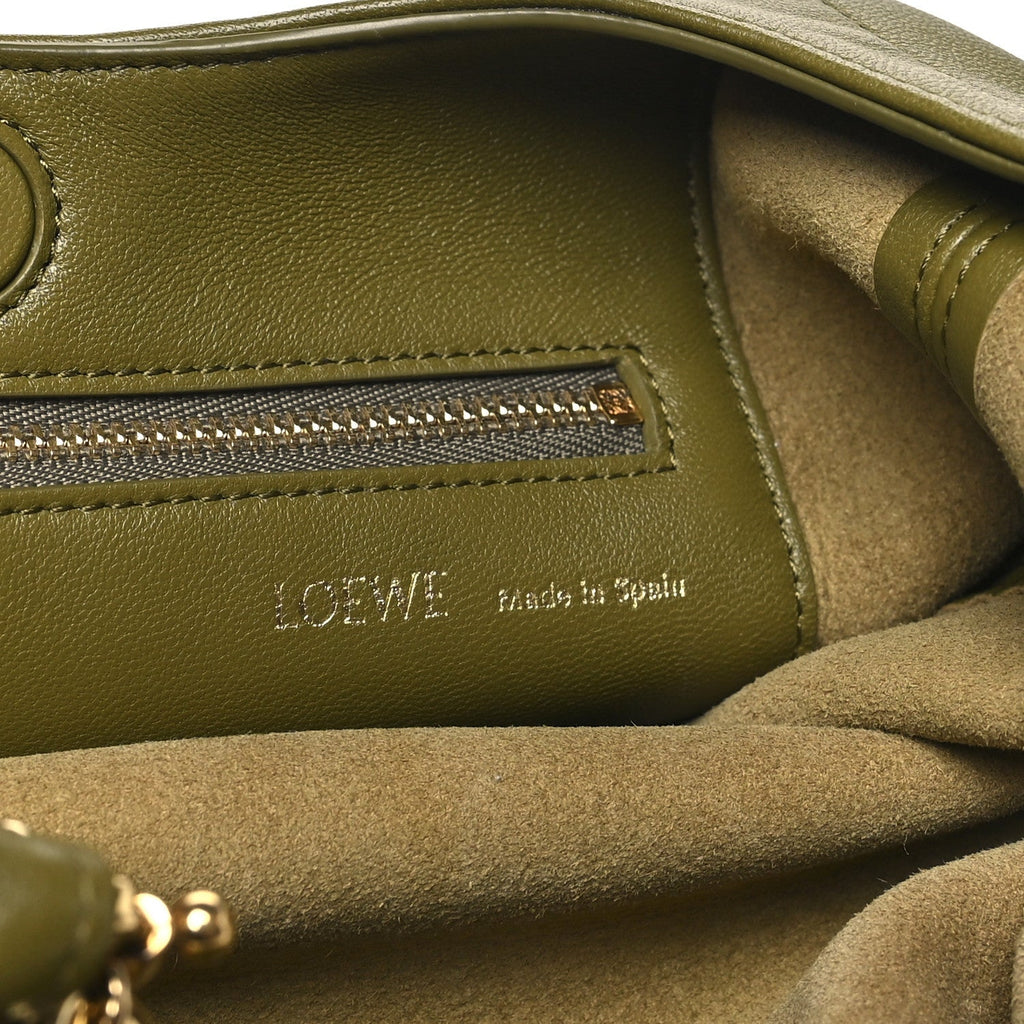 Mellow Nappa Small Squeeze Bag Olive