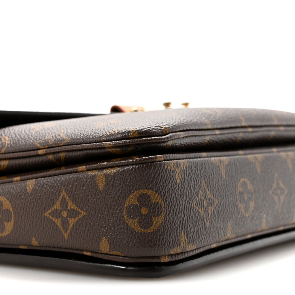 Monogram Pochette Metis