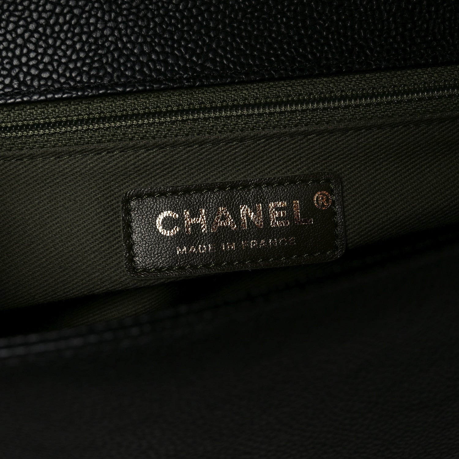 Caviar Quilted New Medium Boy Flap Black