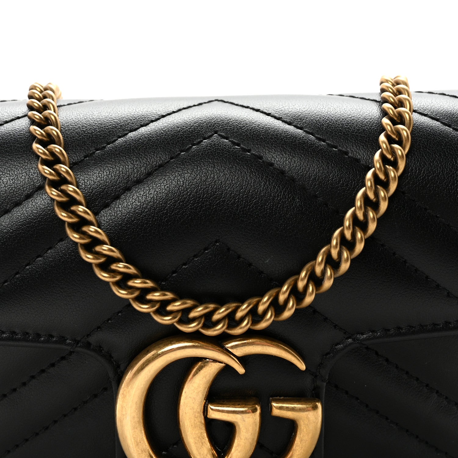 Calfskin Matelasse Super Mini GG Marmont Shoulder Bag Black