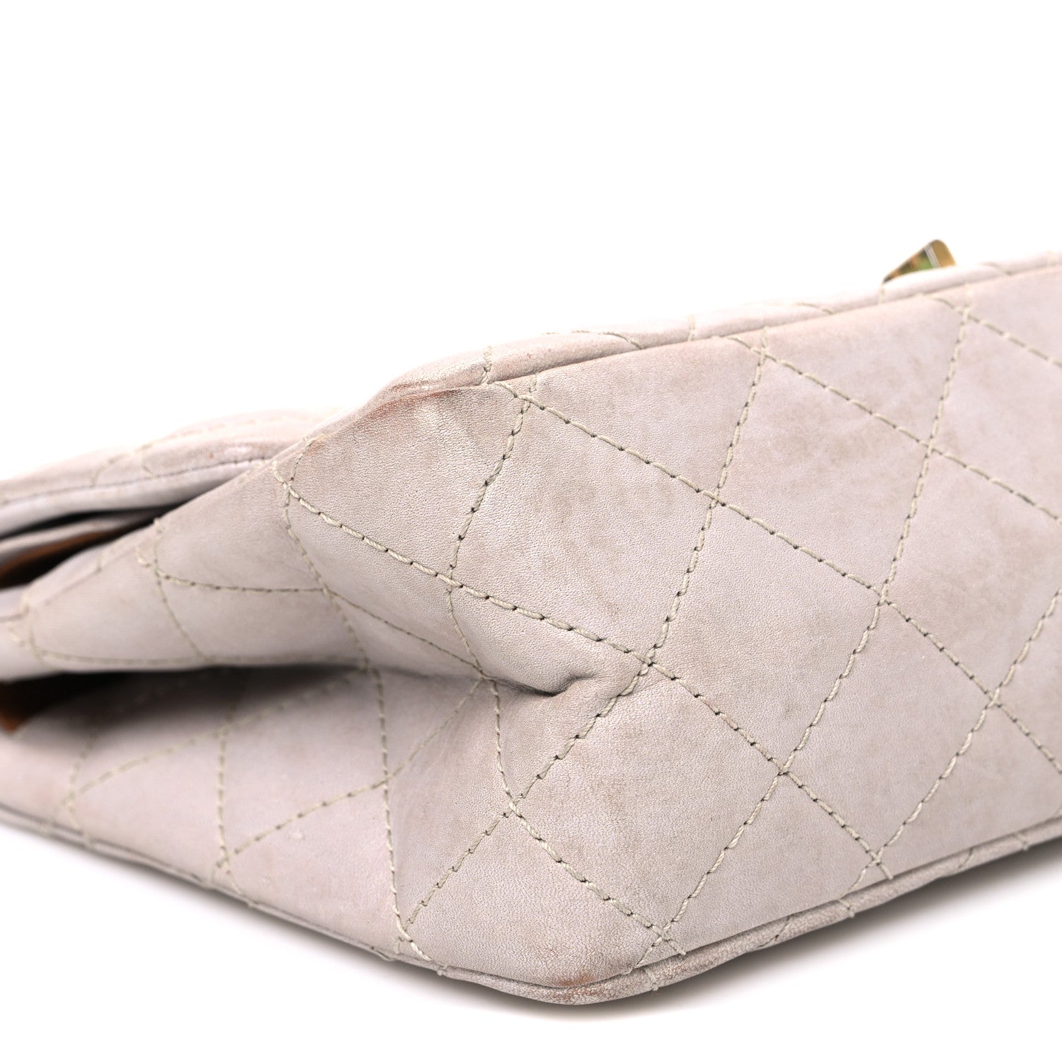 Aged Calfskin Quilted 2.55 Reissue 226 Flap Blanc Fonce