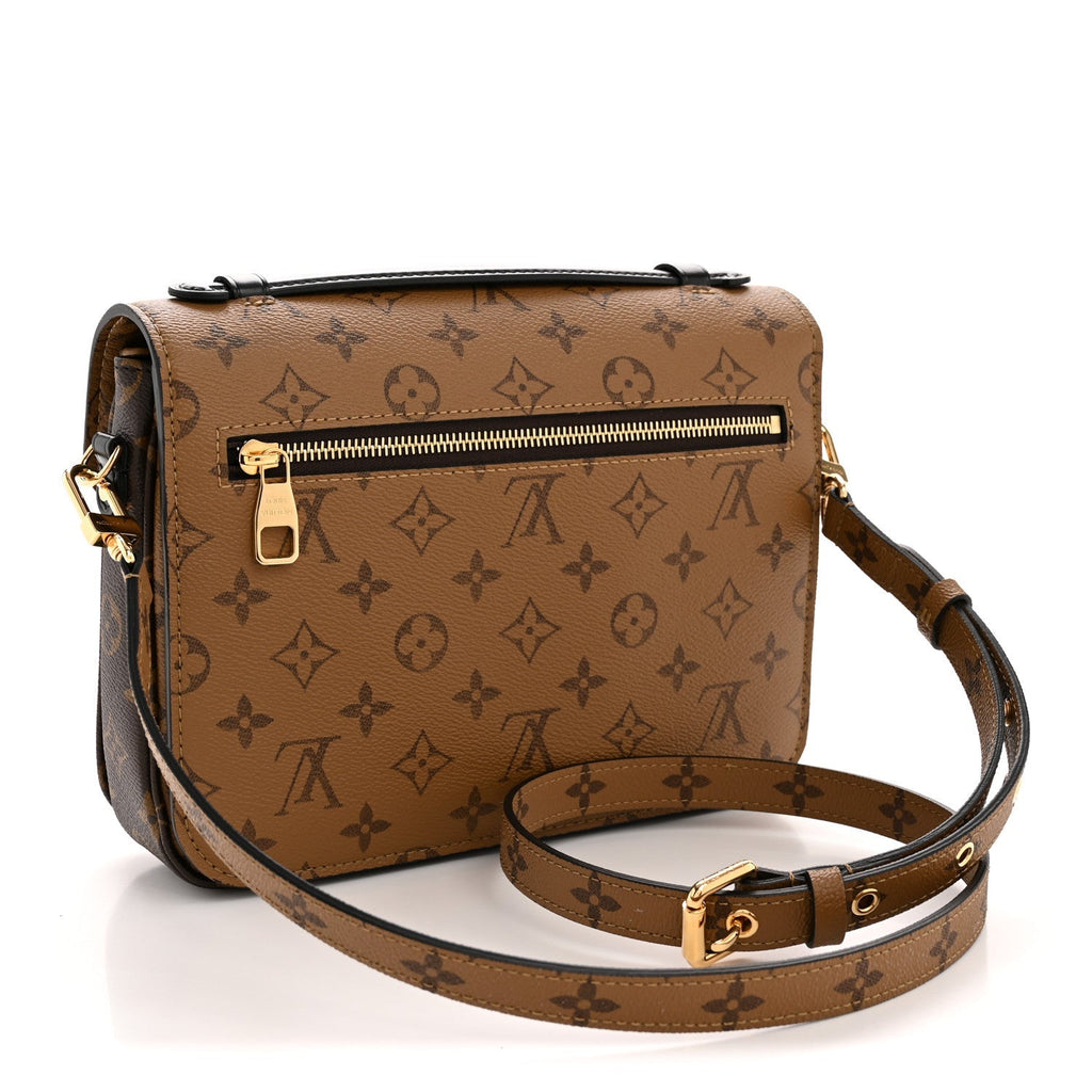 Reverse Monogram Pochette Metis
