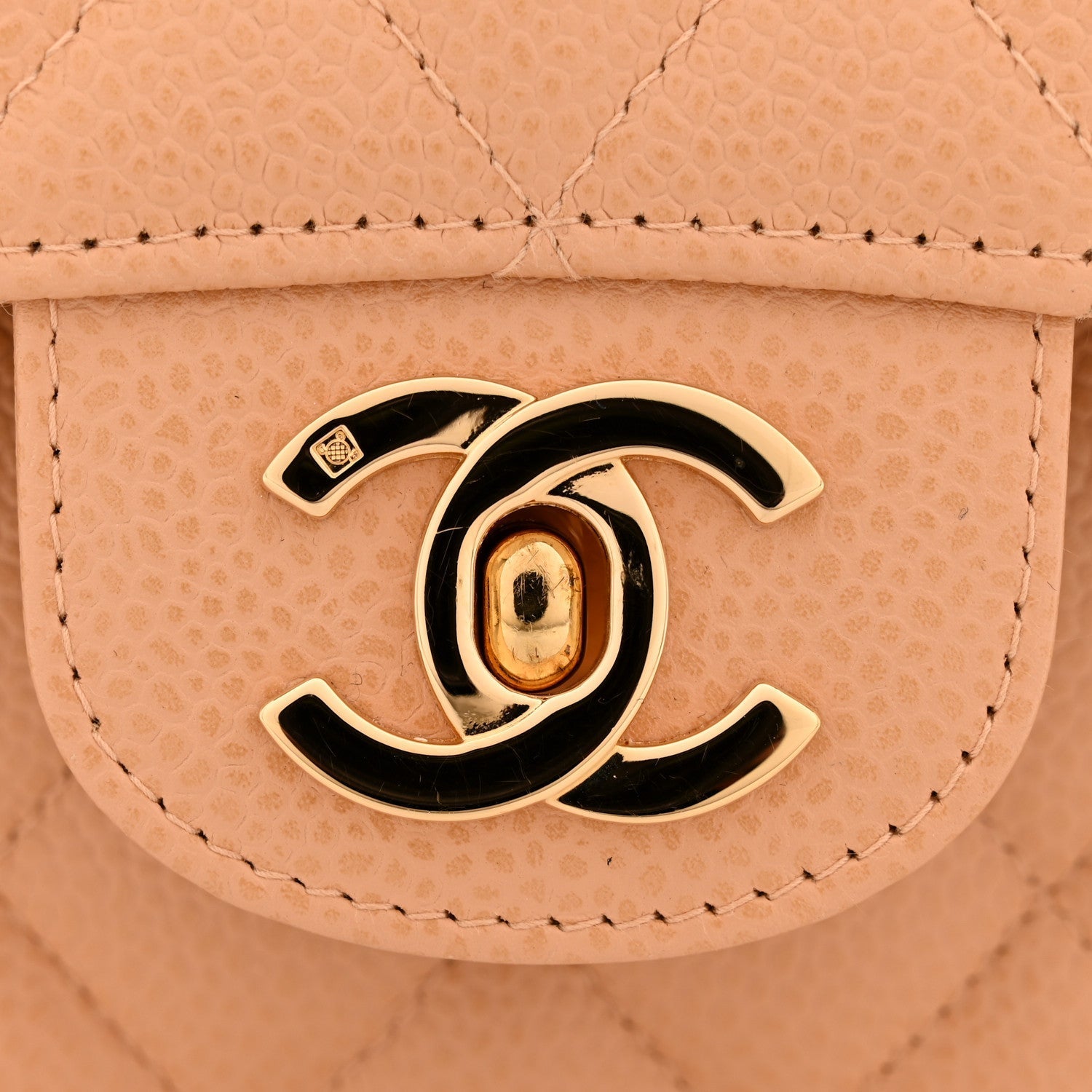 Caviar Quilted Medium Double Flap Beige Clair