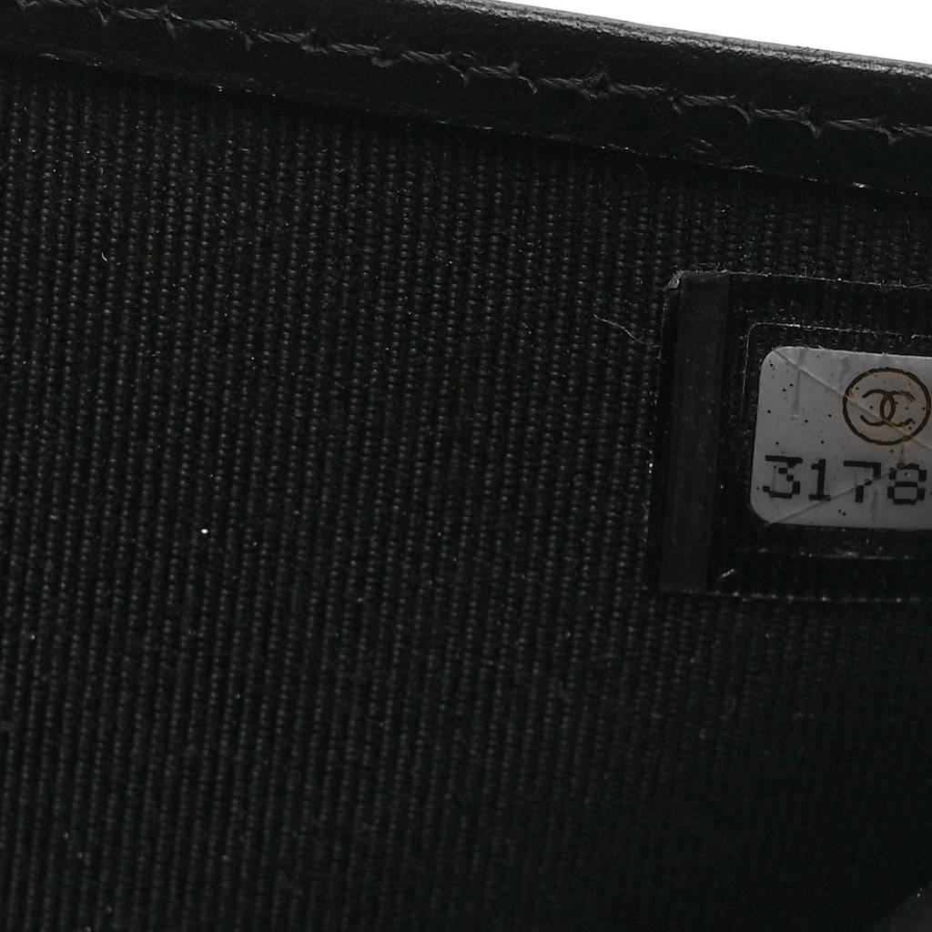 Caviar Quilted Compact Boy Wallet Black