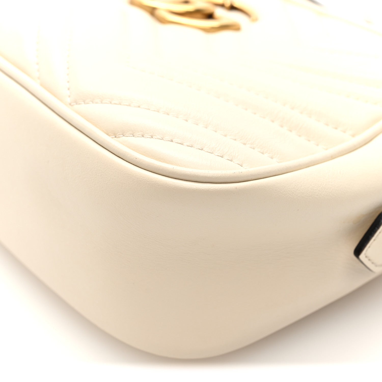 Calfskin Matelasse Small GG Marmont Chain Shoulder Bag White