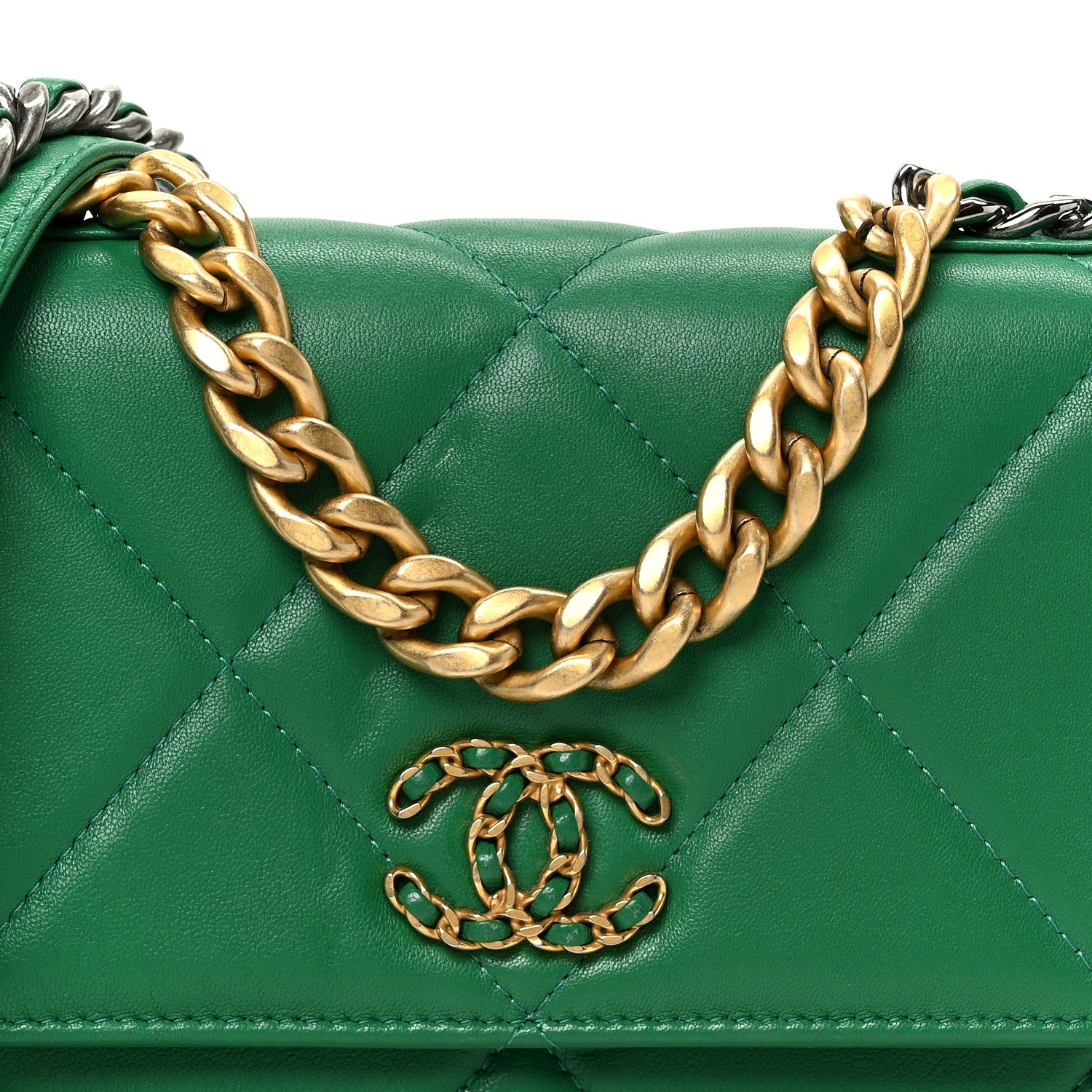 Lambskin Quilted Chanel 19 Wallet On Chain WOC Green